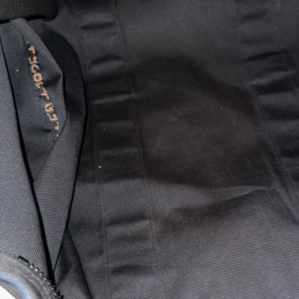 Fendi Large Duffle Bag With strap/Gorgeous 🥰_UNISEX/COA - Picture 9 of 12